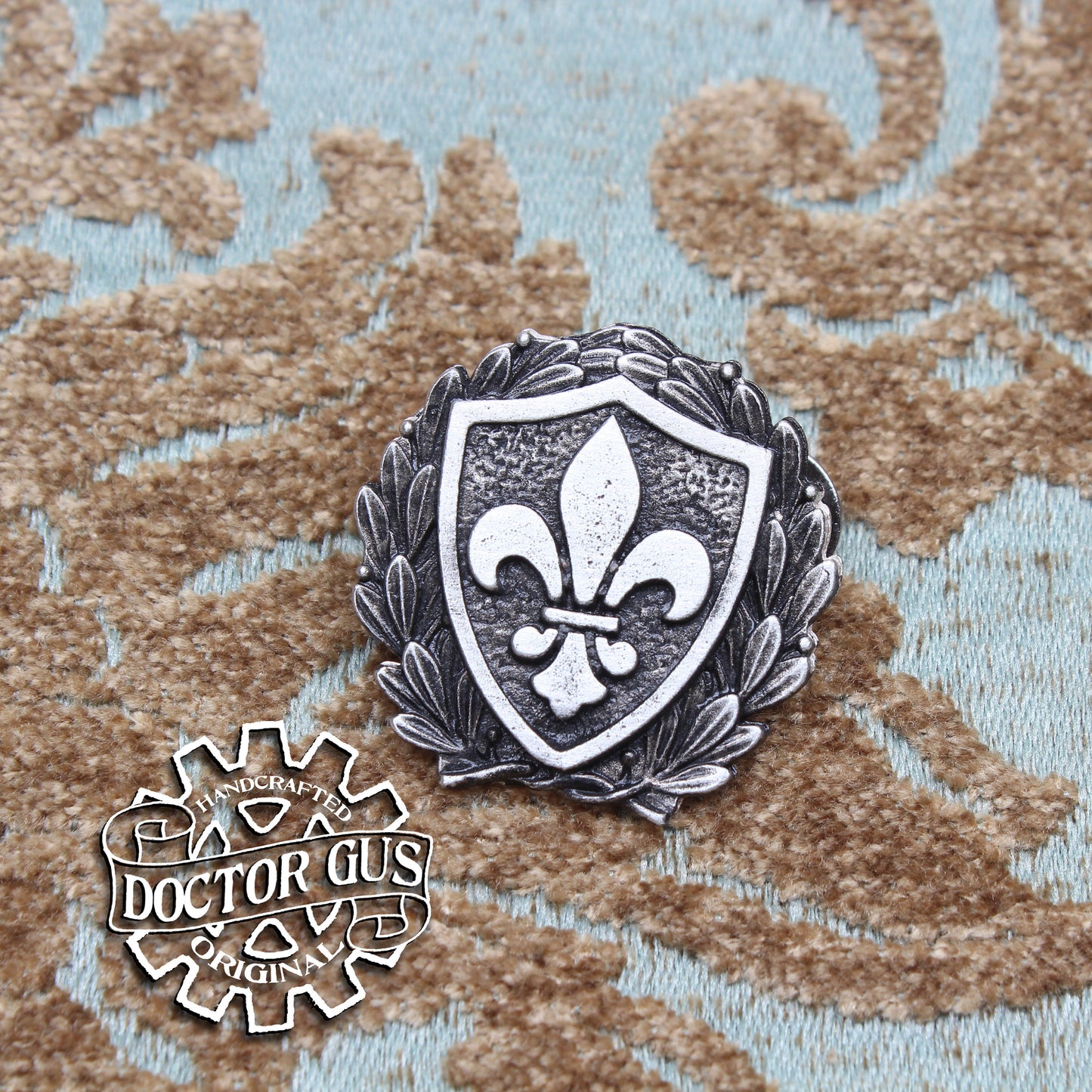 Fleur de Lis Heraldic Badge